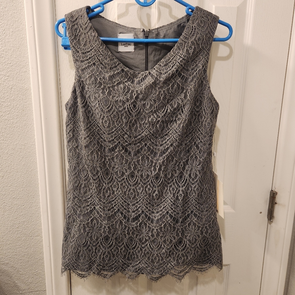 LanTing top size m?  Nwt